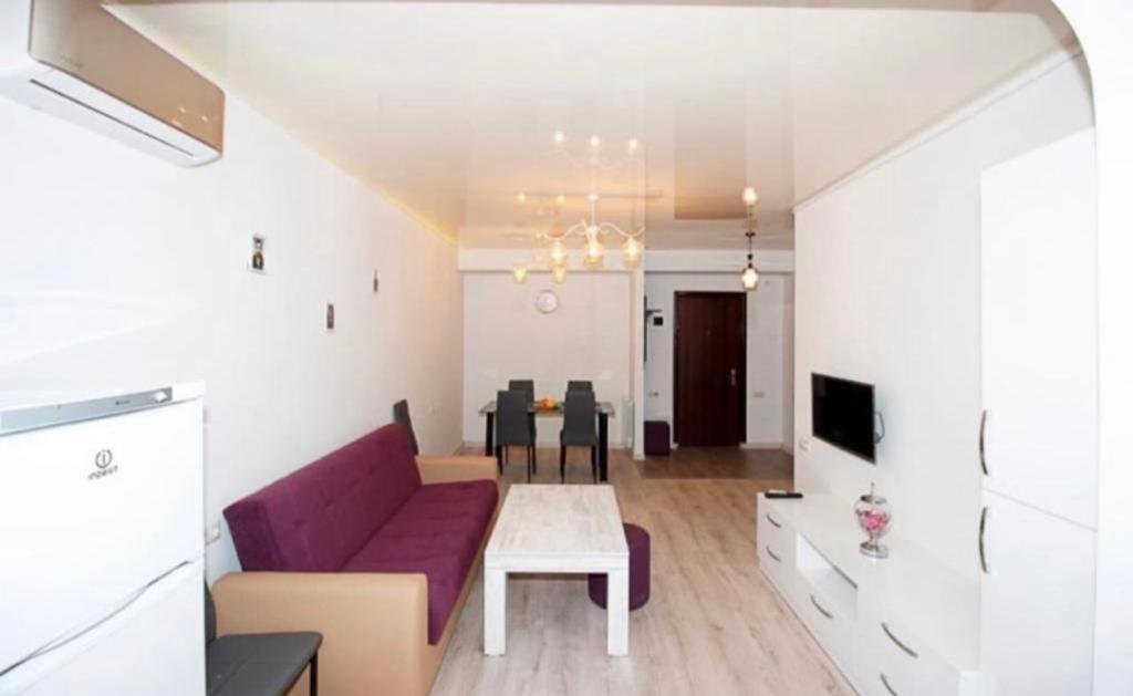 Excellent Apartment In The Republic Square Pushkin 3 Erevan Esterno foto